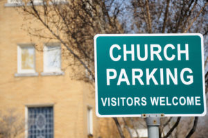 161221parking-lot-sign-church-welcome